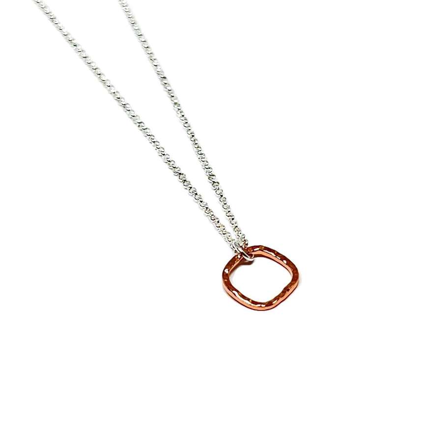 Peyton Oval Necklace - Rose Gold