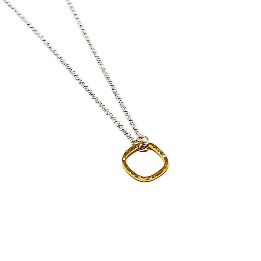 Peyton Oval Necklace - Gold